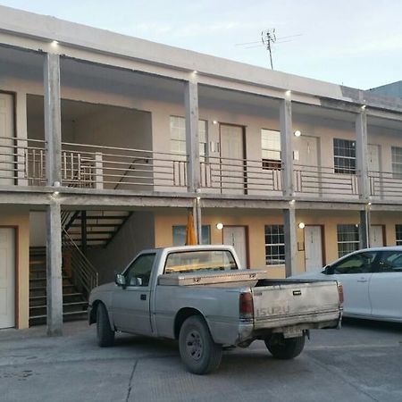 Hotel Estrella 마타모로스 외부 사진