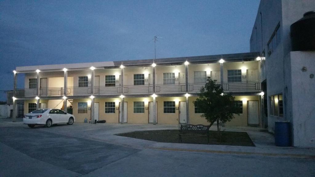 Hotel Estrella 마타모로스 외부 사진